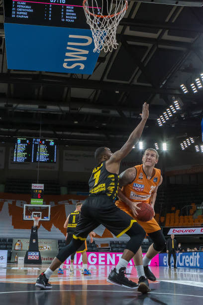 他与孩子们 他与孩子们