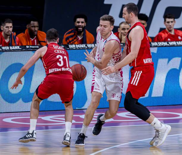 球队的第一 球队的第一